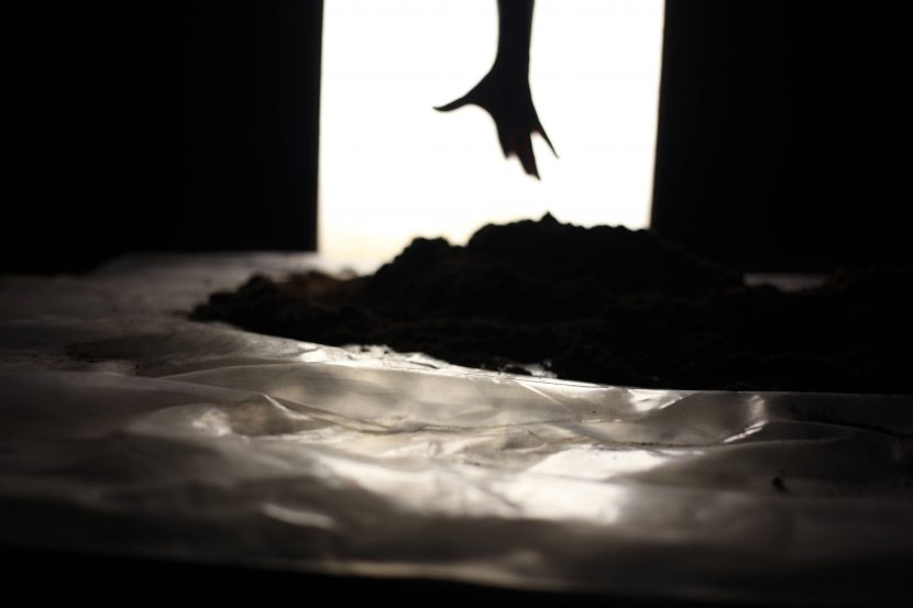1-Fabrica-athens-theater-group-theater-of-research-experimental-theater-handmade-and-recycled-theater-festival-greece-φάμπρικα-θεατρική-ομάδα-θέατρο-performance-bubbles-circus.jpg